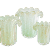 Vaso leque M verde opalina com pó de ouro